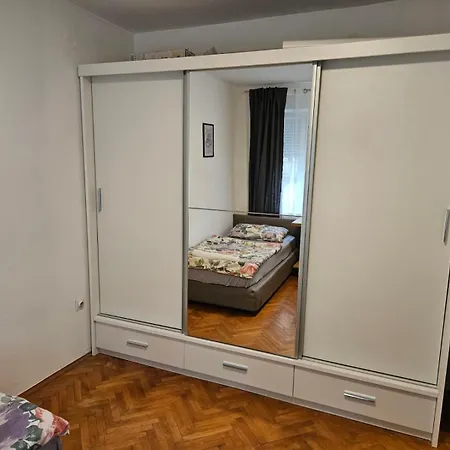 Center Luxury Mia Apartamento *
